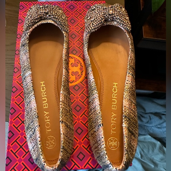 Authentic Brand new Tory Burch Crystal bow ballet metallic tweed_rose gold multi - Picture 7 of 14